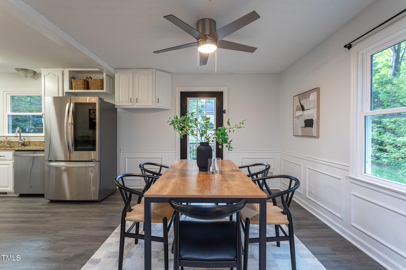 1051 Dunsford Pl, Cary, NC 27511