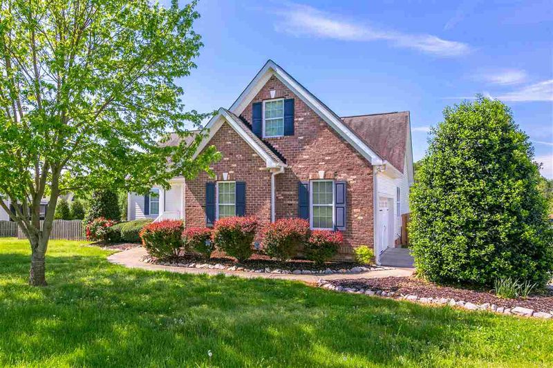 1051 Heather Ln, Wake Forest, NC 27587