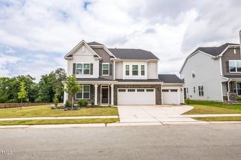 1051 Jura Ridge Dr, Fuquay Varina, NC 27526