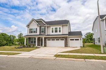 1051 Jura Ridge Dr, Fuquay Varina, NC 27526