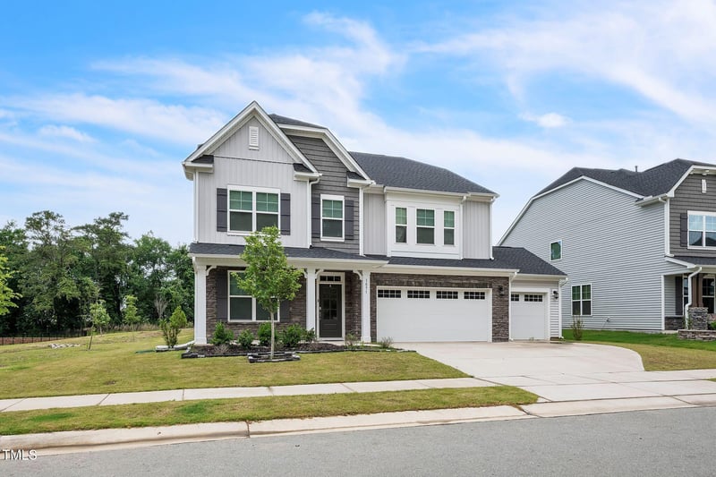 1051 Jura Ridge Dr, Fuquay Varina, NC 27526