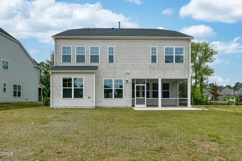 1051 Jura Ridge Dr, Fuquay Varina, NC 27526