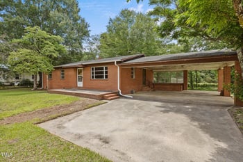 1051 Old Us 421, Lillington, NC 27546