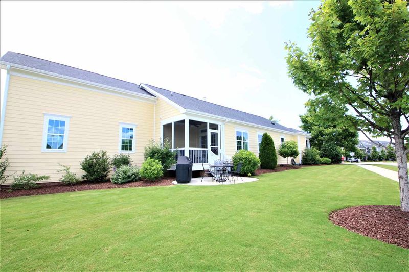 1051 Windy Rd, Apex, NC 27502