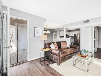 1051 Wirewood Dr #202, Raleigh, NC 27605