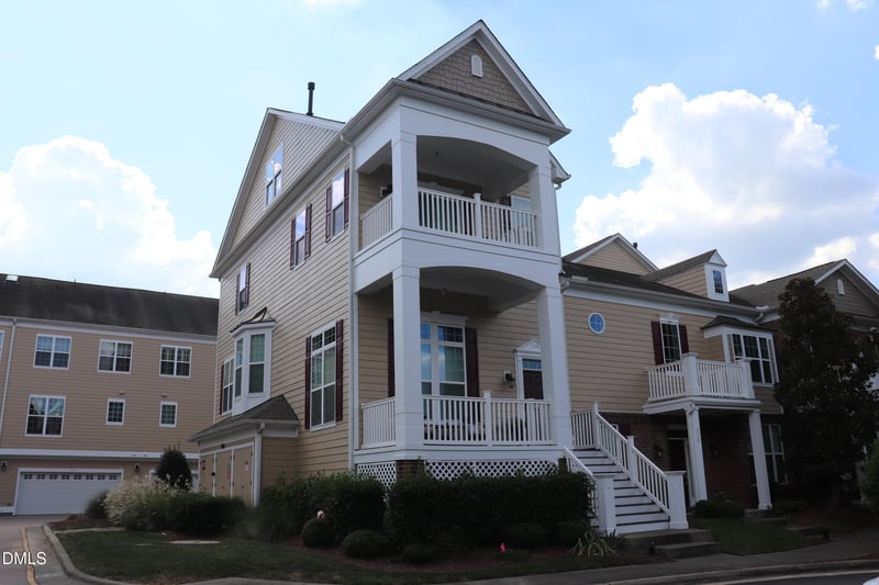 10510 Sablewood Dr #116, Raleigh, NC 27617