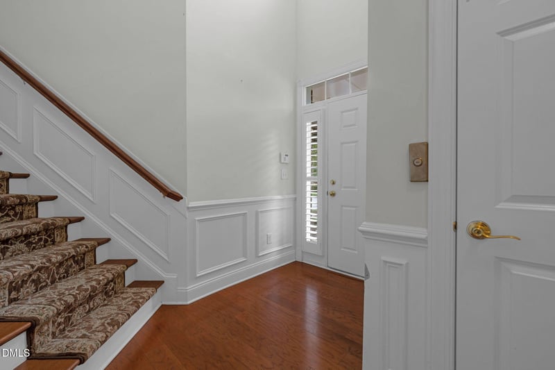 10510 Sablewood Dr #206, Raleigh, NC 27617