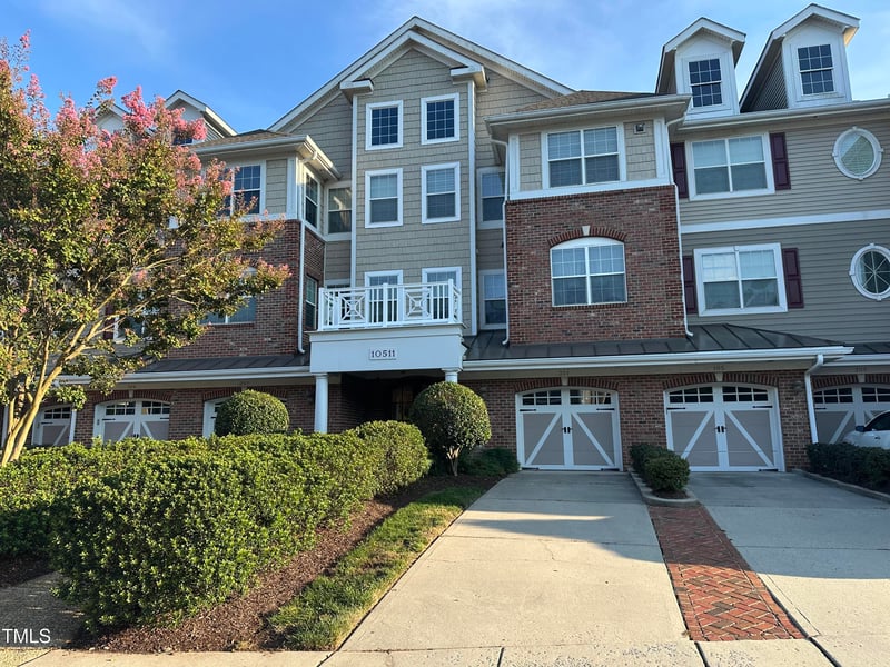 10511 Rosegate Ct #202, Raleigh, NC 27617