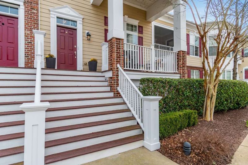 10511 Sablewood Dr #102, Raleigh, NC 27617