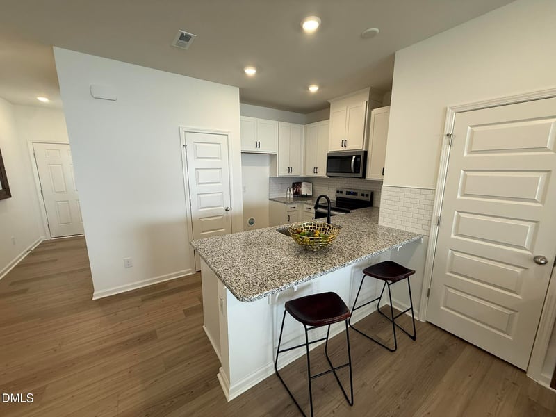 10512 Brookside Reserve Rd, Raleigh, NC 27614