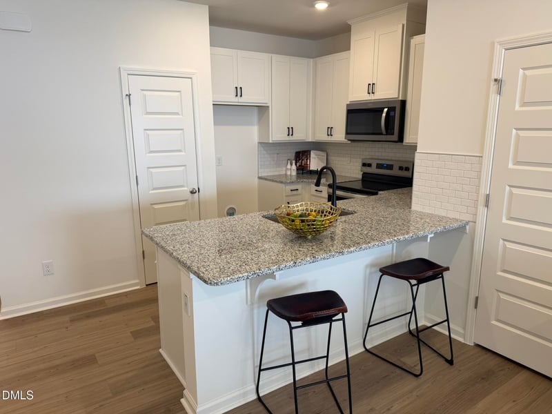 10512 Brookside Reserve Rd, Raleigh, NC 27614