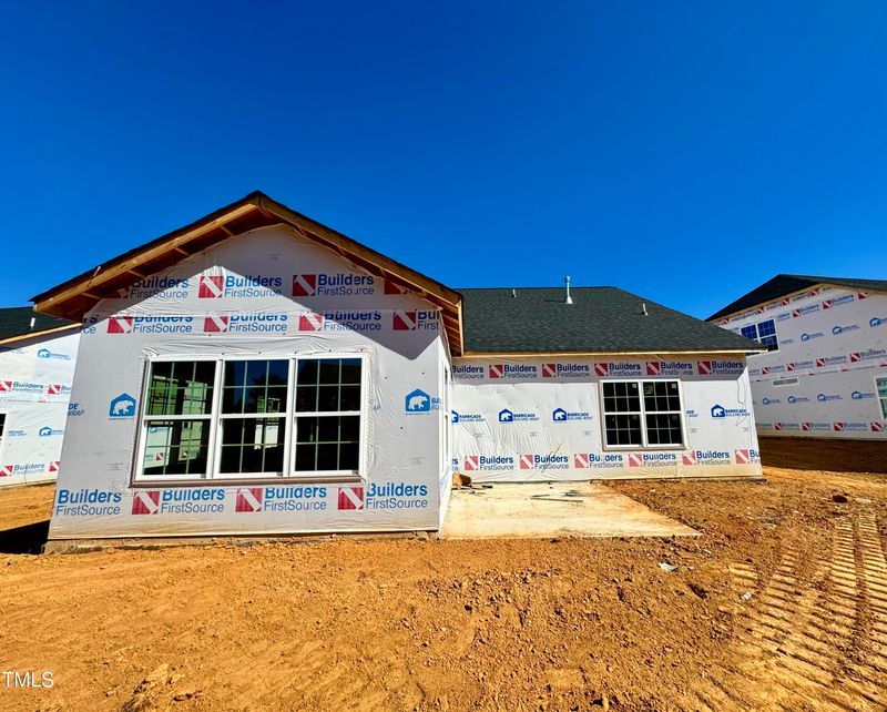 1052 Fairhaven Dr #98, Mebane, NC 27302