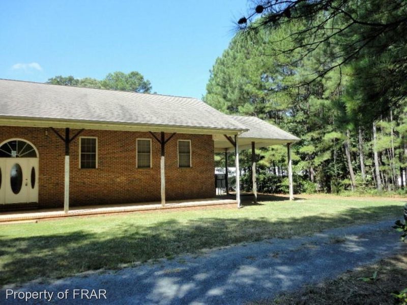 1052 S Franklin, Sanford, NC 27330