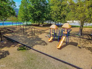 1052 Mica Lamp Ct, Apex, NC 27502