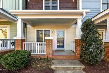 1052 Mica Lamp Ct, Apex, NC 27502