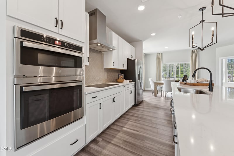 10522 Bailey Branch Dr #201, Raleigh, NC 27614