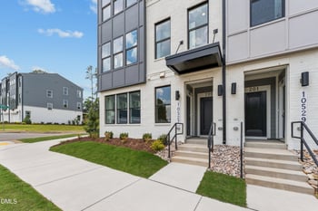 10524 Bailey Branch Dr #101, Raleigh, NC 27614