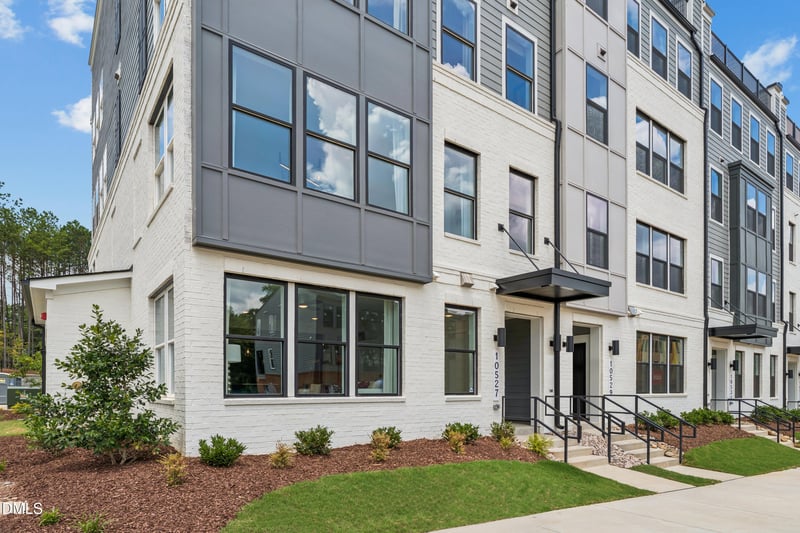 10524 Bailey Branch Dr #101, Raleigh, NC 27614