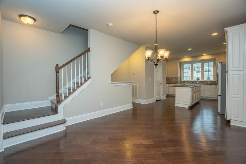 10529 Sablewood Dr #104, Raleigh, NC 27617