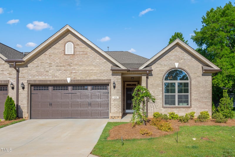 1053 Beechcraft Dr #124, Mebane, NC 27302