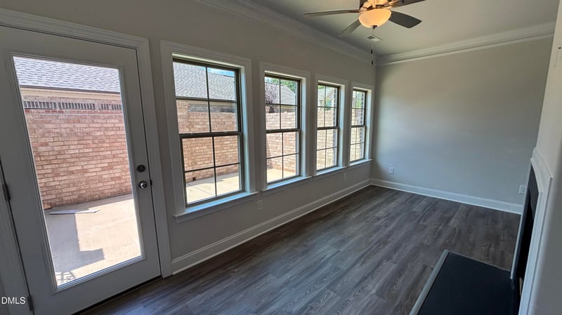 1053 Beechcraft Dr #124, Mebane, NC 27302