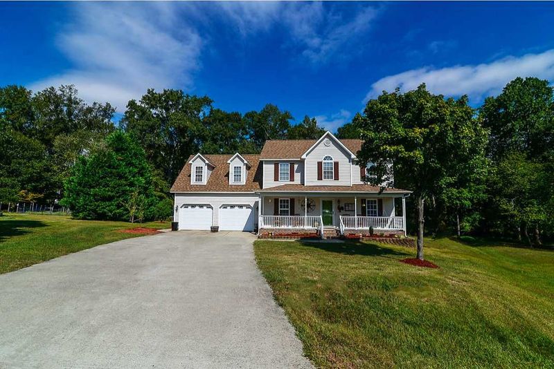 1053 Blue River Farm Dr, Raleigh, NC 27603