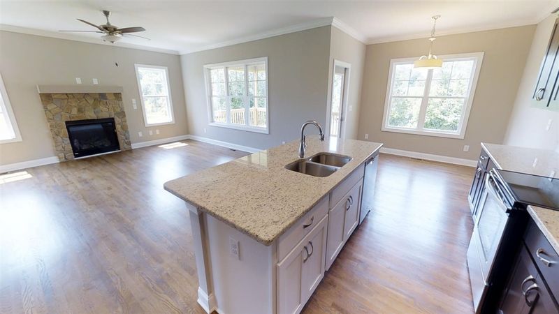 1053 Bluebell Ln, Wake Forest, NC 27587
