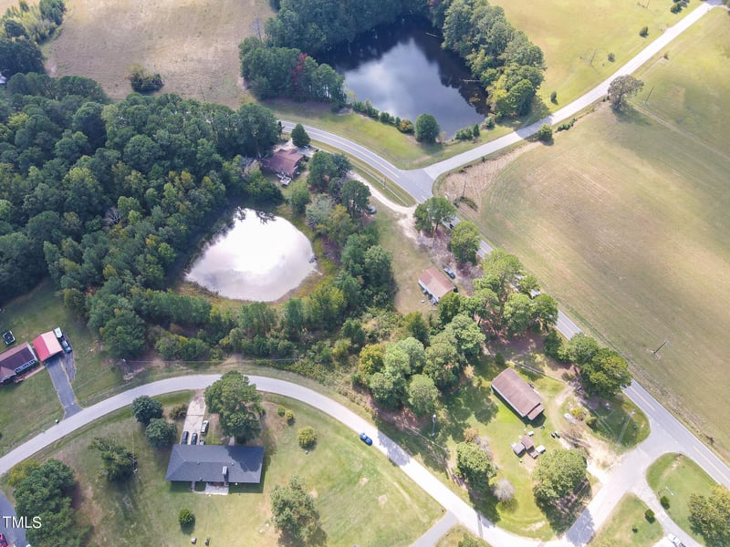 1053 Irongate Dr, Apex, NC 27502