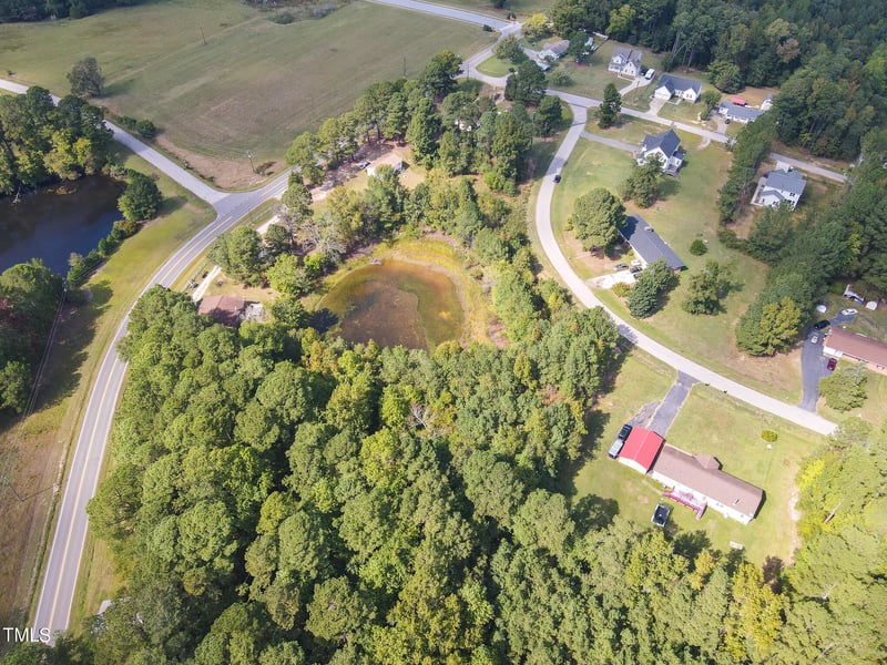 1053 Irongate Dr, Apex, NC 27502
