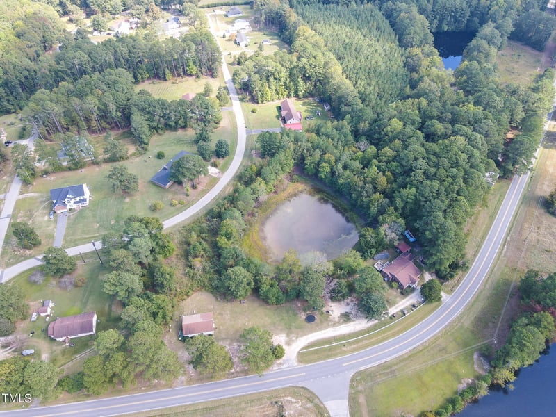 1053 Irongate Dr, Apex, NC 27502