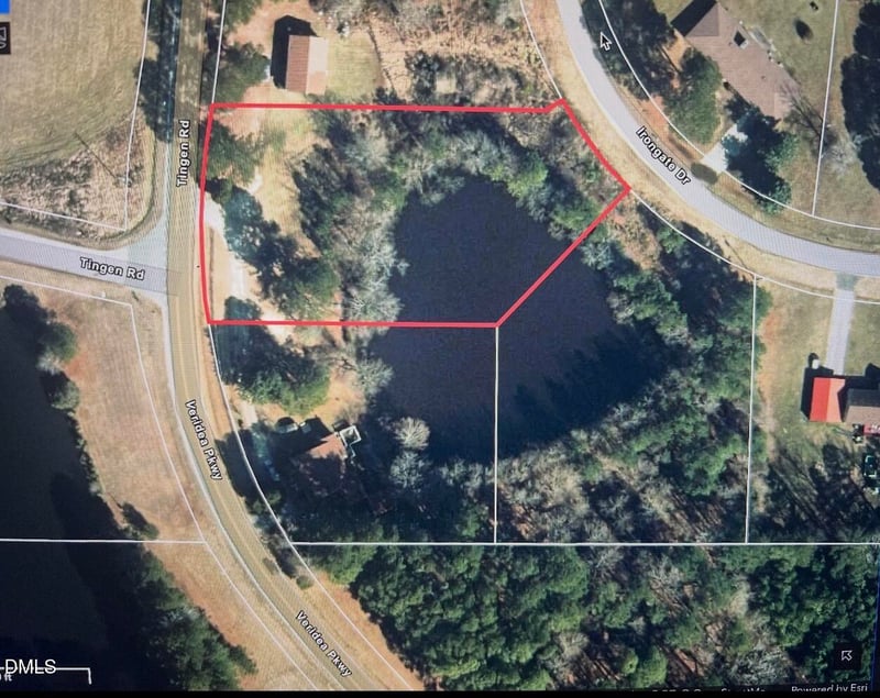 1053 Irongate Dr, Apex, NC 27502