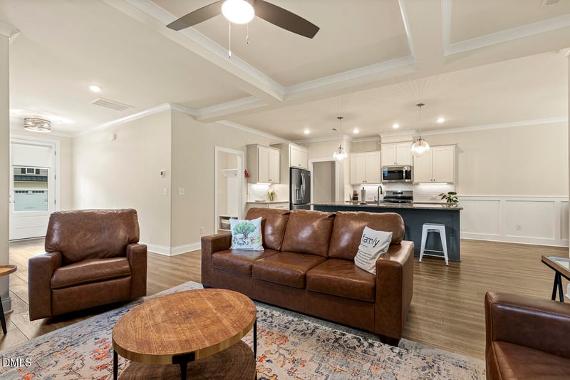 1053 Lukestone Dr, Fuquay Varina, NC 27526