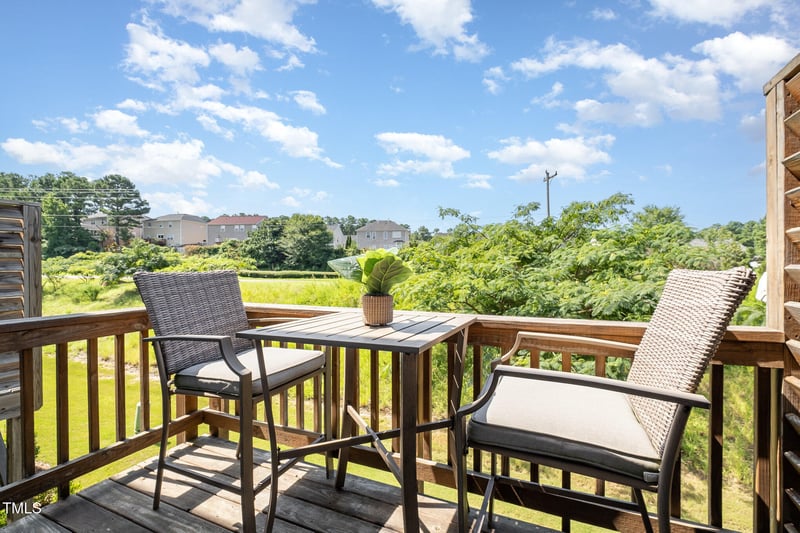 1053 Shoreside Dr, Durham, NC 27713