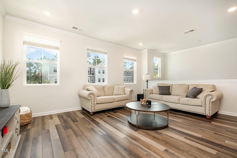 1053 Shoreside Dr, Durham, NC 27713