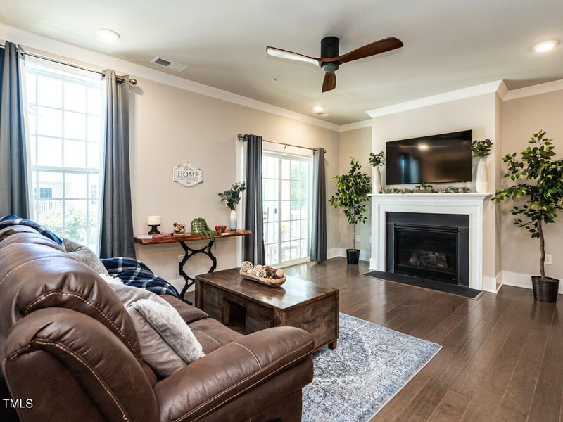 10530 Sablewood Dr #105, Raleigh, NC 27617