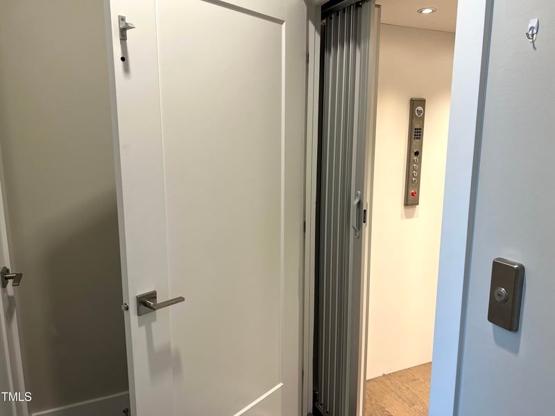 10530 Sablewood Dr #113, Raleigh, NC 27617