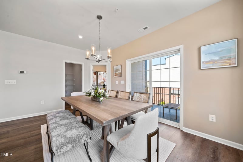 10533 Pleasant Branch Dr #201, Raleigh, NC 27614