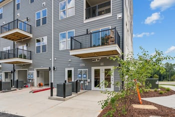 10533 Pleasant Branch Dr #201, Raleigh, NC 27614