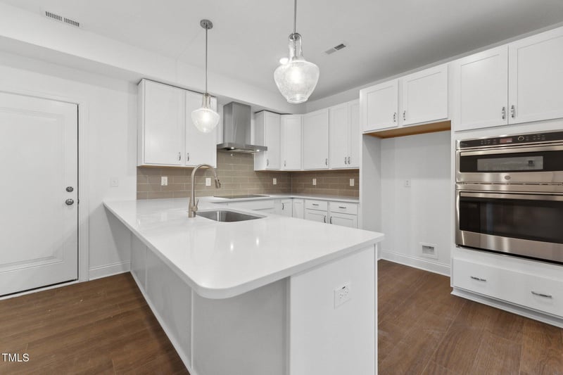 10535 Pleasant Branch Dr, Raleigh, NC 27614