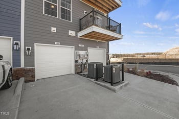 10537 Pleasant Branch Dr #201, Raleigh, NC 27614