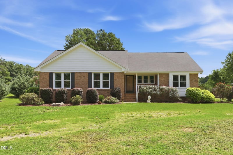 10545 Oakley Rd, Zebulon, NC 27597