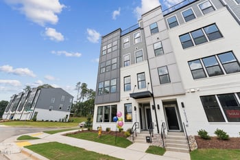 10547 Pleasant Branch Dr #201, Raleigh, NC 27614