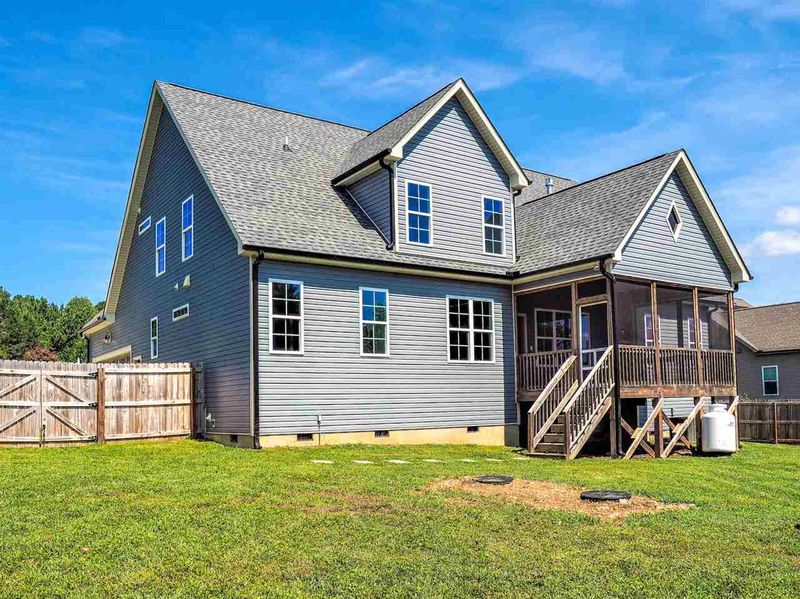 1055 Blue Bell Ln, Wake Forest, NC 27587