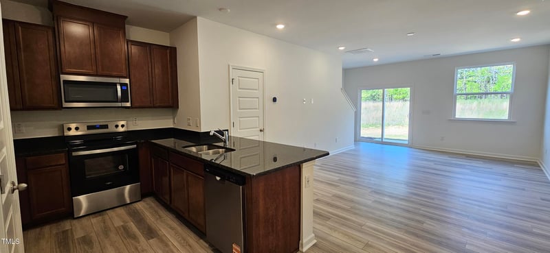 10552 Brookside Reserve St, Raleigh, NC 27614