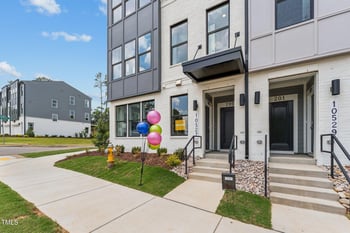 10553 Pleasant Branch Dr #101, Raleigh, NC 27614