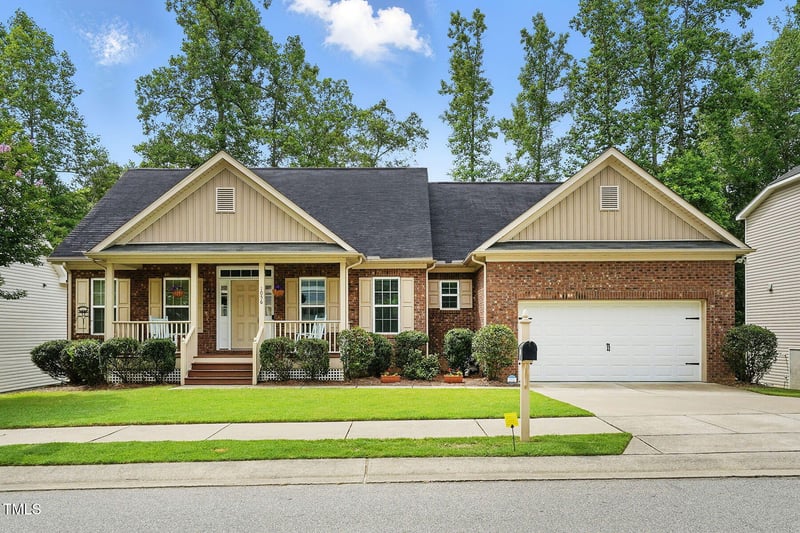 1056 Lukestone Dr, Fuquay Varina, NC 27526