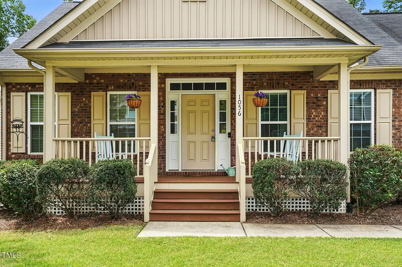 1056 Lukestone Dr, Fuquay Varina, NC 27526