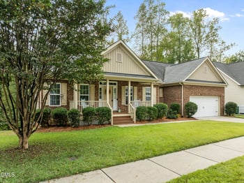 1056 Lukestone Dr, Fuquay Varina, NC 27526