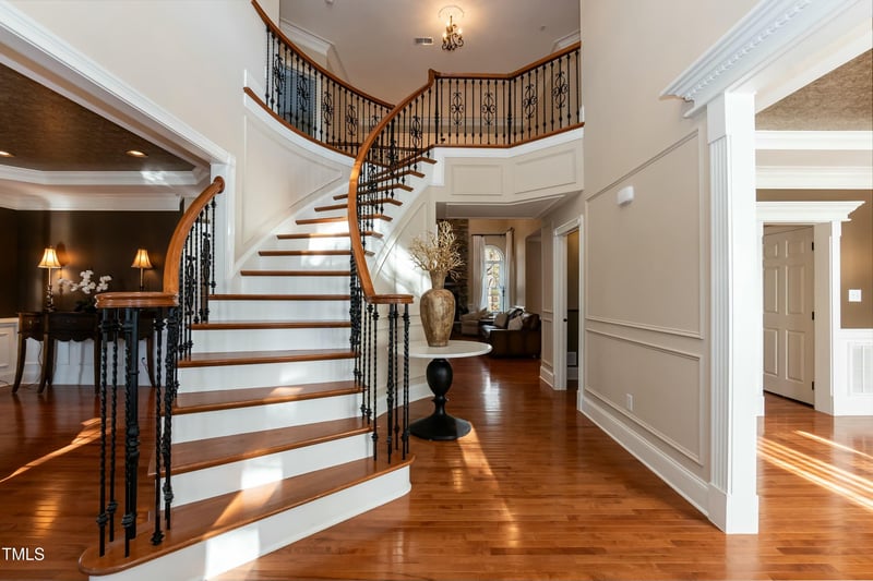 10560 Arnold Palmer Dr, Raleigh, NC 27617