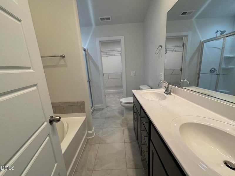 1057 Beechcraft Dr #126, Mebane, NC 27302
